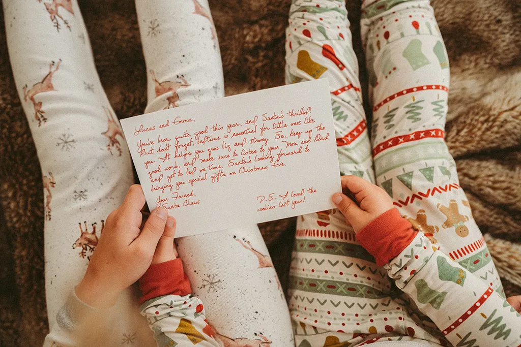 Children reading Santa's Letter